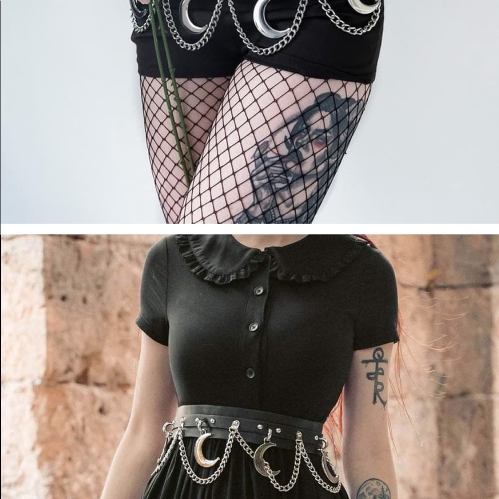 I’m not selling this item iso killstar moon rawks belt pleasseee!!